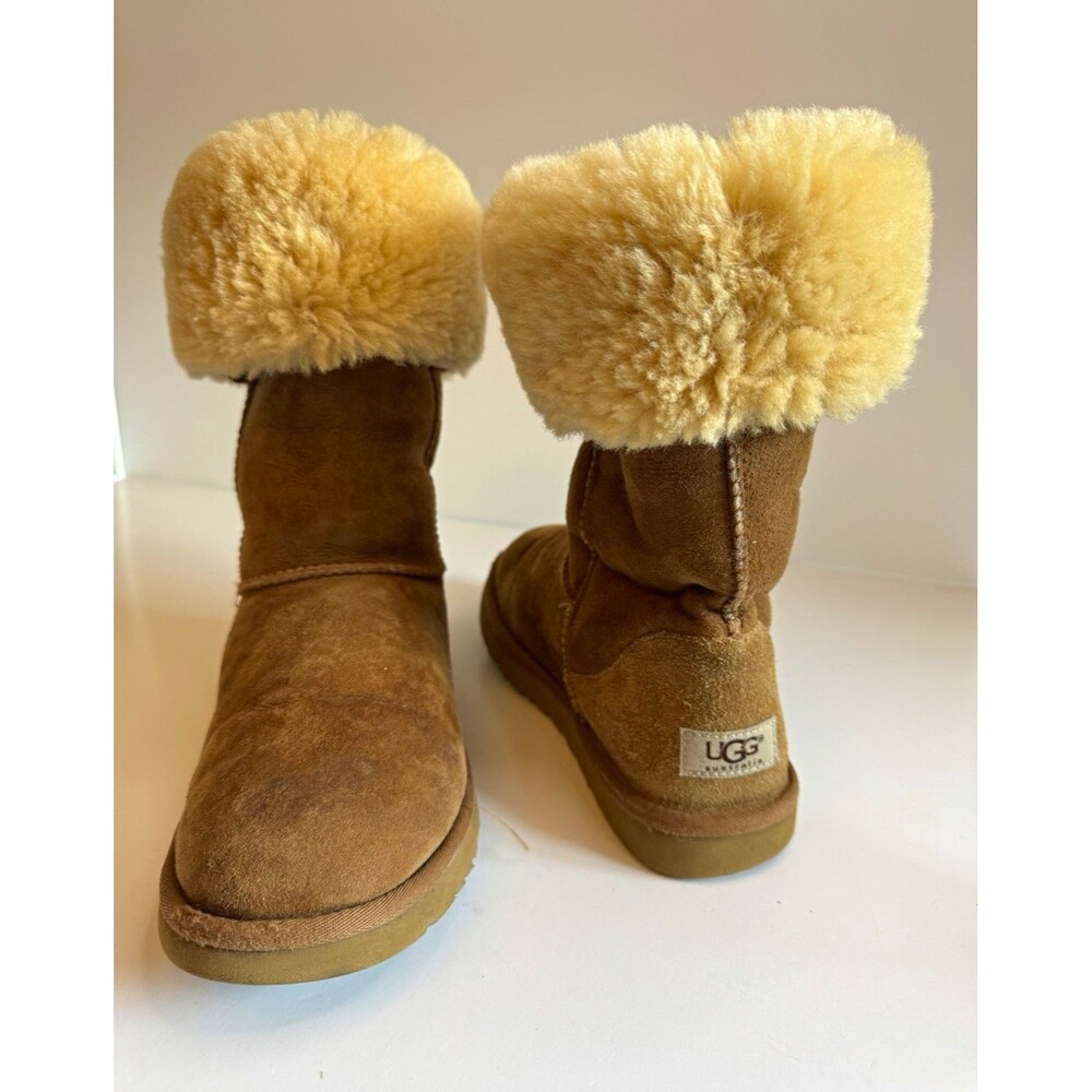 UGG Australia Classic Tall Boots 5815 Women's Size 8 Chestnut Suede Sheepskin